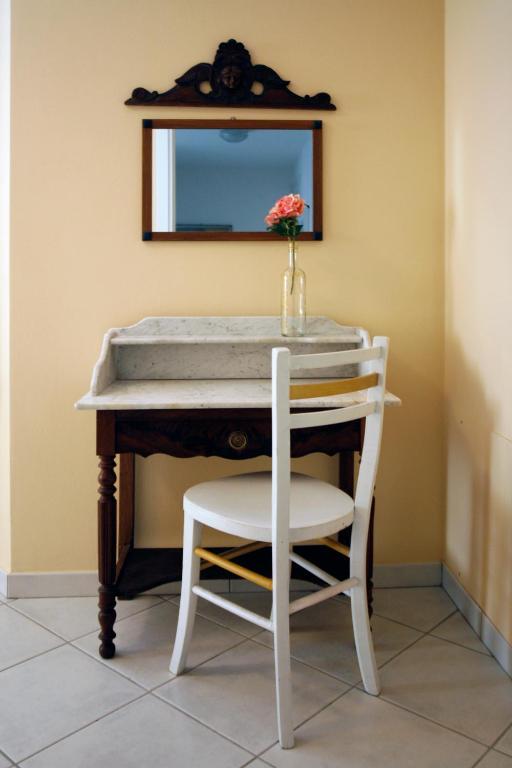 מרינה די פיאטרסנטה Villa Amelia Rooms חדר תמונה