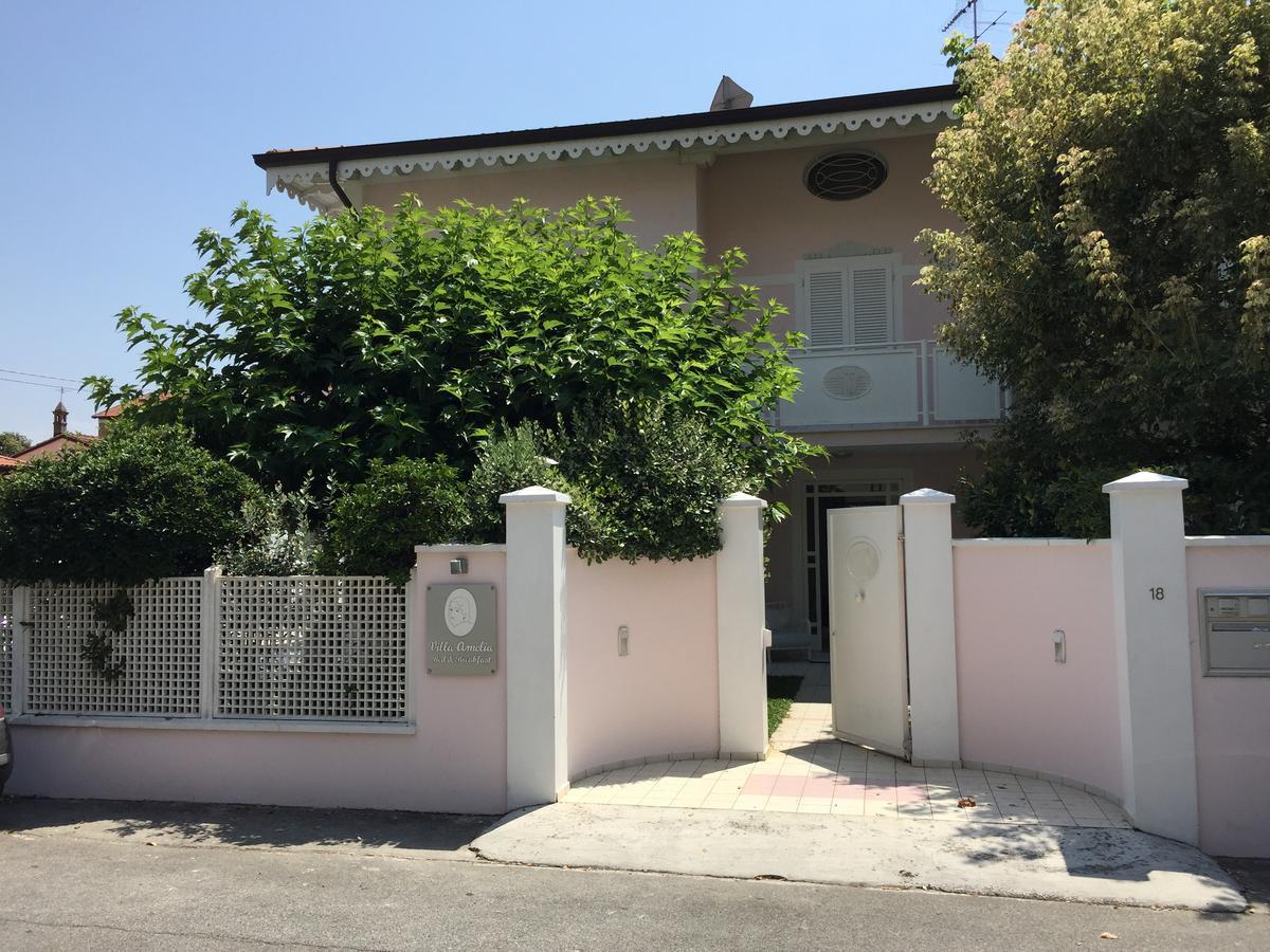 מרינה די פיאטרסנטה Villa Amelia Rooms מראה חיצוני תמונה